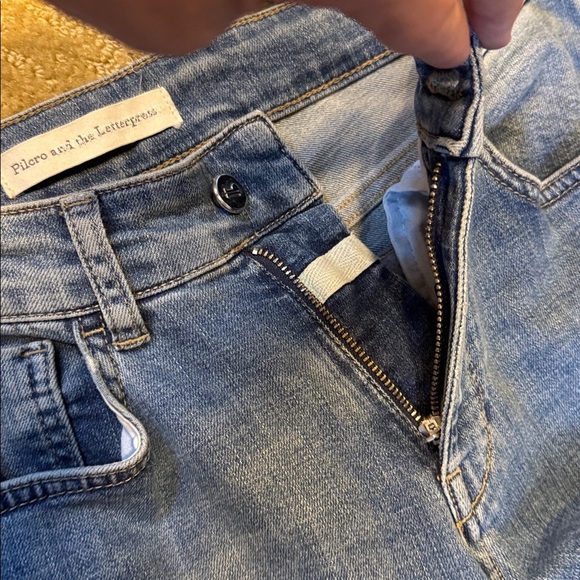 Anthro Pilcro Hyphen Raw Hem Mid Rise Pearl Jeans - Picture 10 of 13